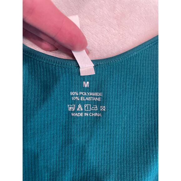 NWT HALARA Seamless Yoga Jumpsuit M Teal Green Square Neck Sleeveless 7/8 Length - Picture 5 of 9